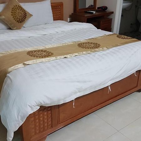 Love Hotel Near Ha Dong General Hospital Hanoi Luaran gambar