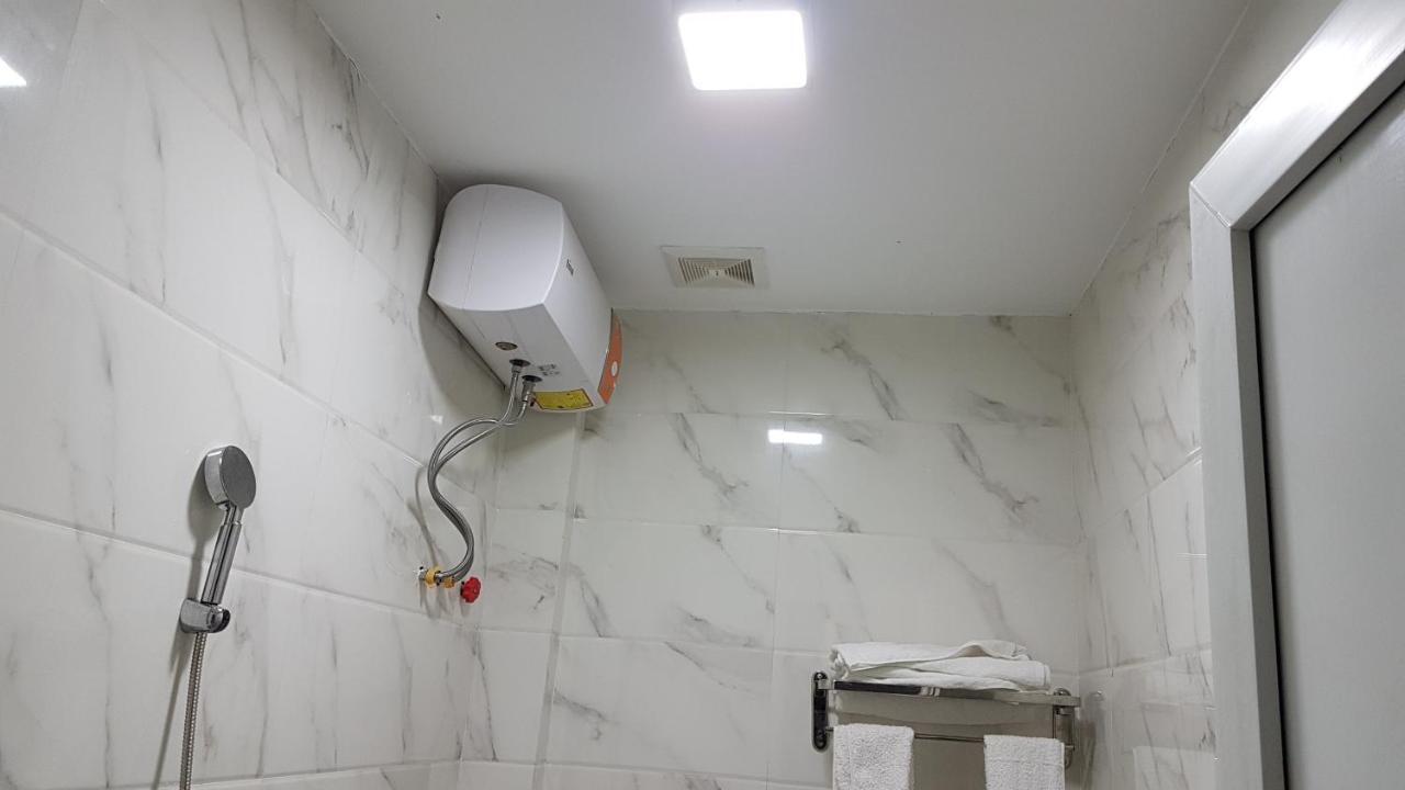 Love Hotel Near Ha Dong General Hospital Hanoi Luaran gambar